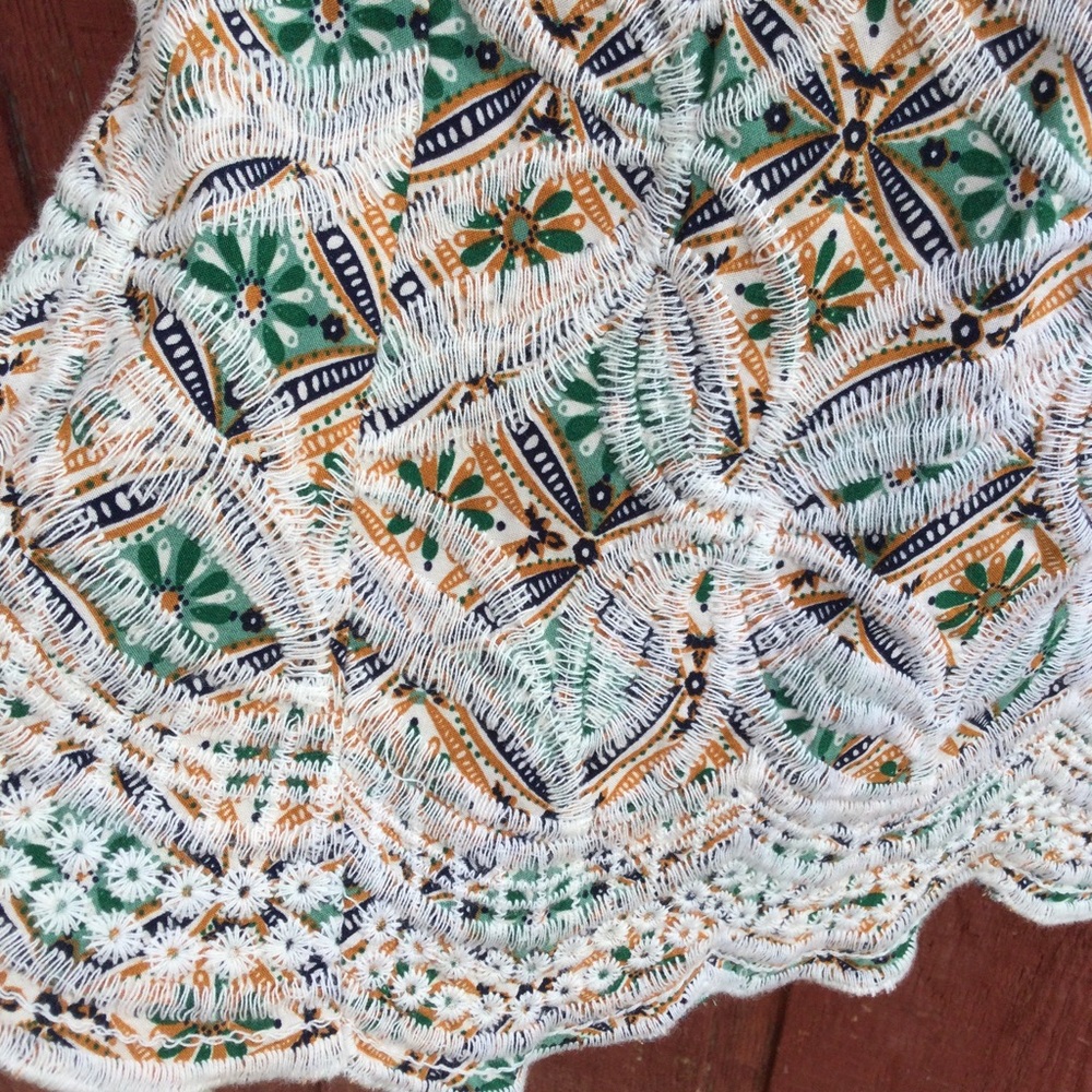 Solitaire Embroidered Top - Picture 4 of 7